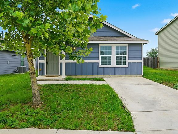 Building Photo - Welcome to 423 Ambush Ridge in San Antonio