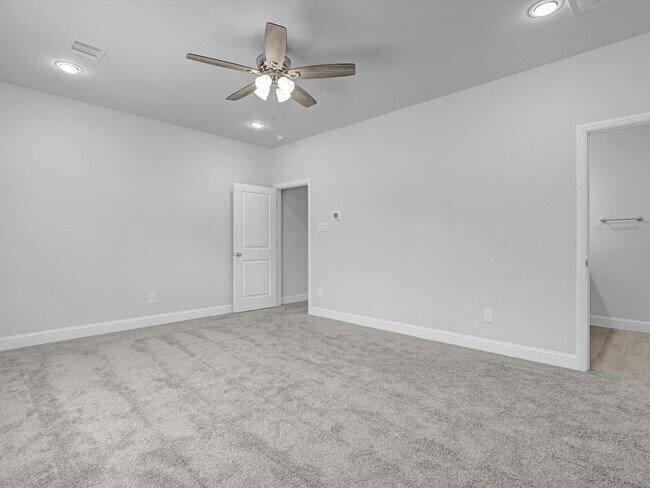 Building Photo - Brand New Luxury Townhouse in North Arlington