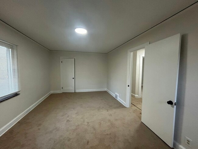 Building Photo - 9585 Terry St