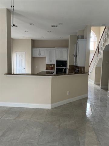 Building Photo - 2717 Orchid Dr