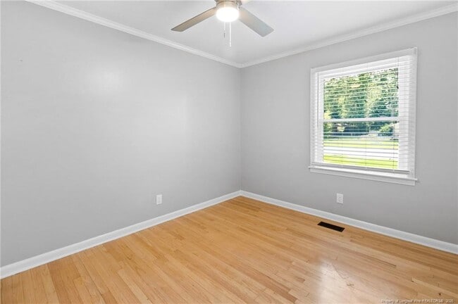Building Photo - 221 Palomar St