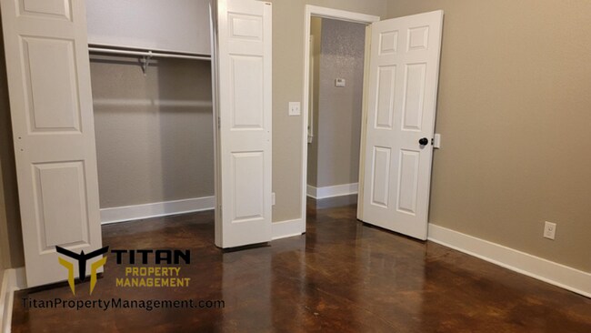 Building Photo - 1bed/1bath apartment