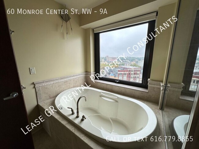 Building Photo - City View Condominiums - 2 Bedroom 2 Bath ...