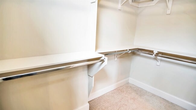 Building Photo - 1611 Silver St