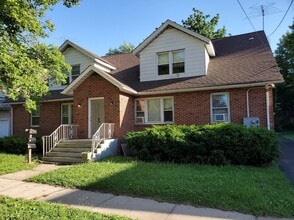 Building Photo - 116Guilden