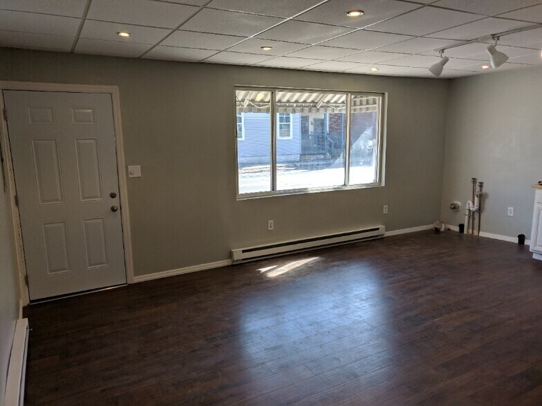 Building Photo - 1172 Wyoming Ave