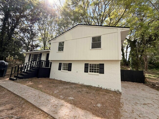 Building Photo - 1636 Del Rio Way