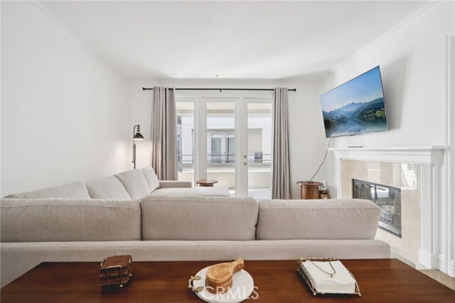 Building Photo - 2253 Martin