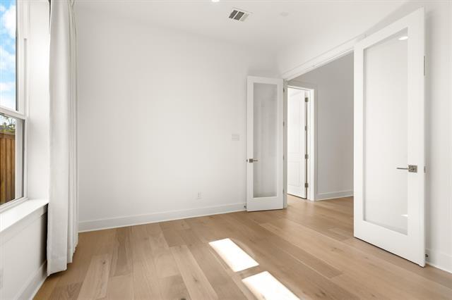 Building Photo - 1161 Rochester Pl