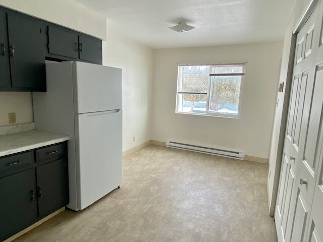 Building Photo - 920 Elk St