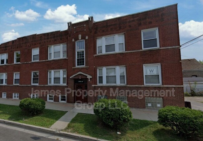 Primary Photo - 3607 W Le Moyne St