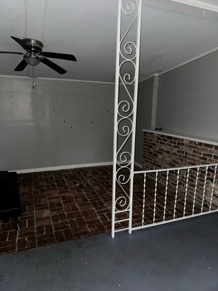 Building Photo - 690 Webster St