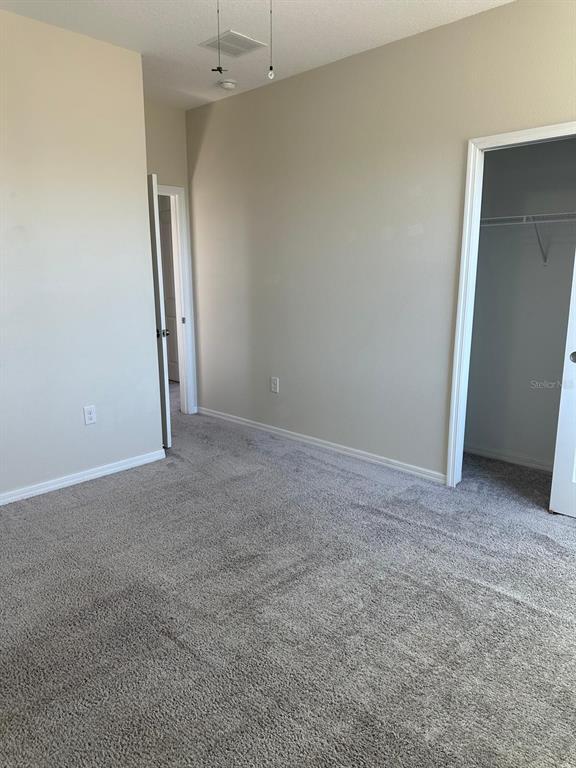 Building Photo - 2510 Sanderling St