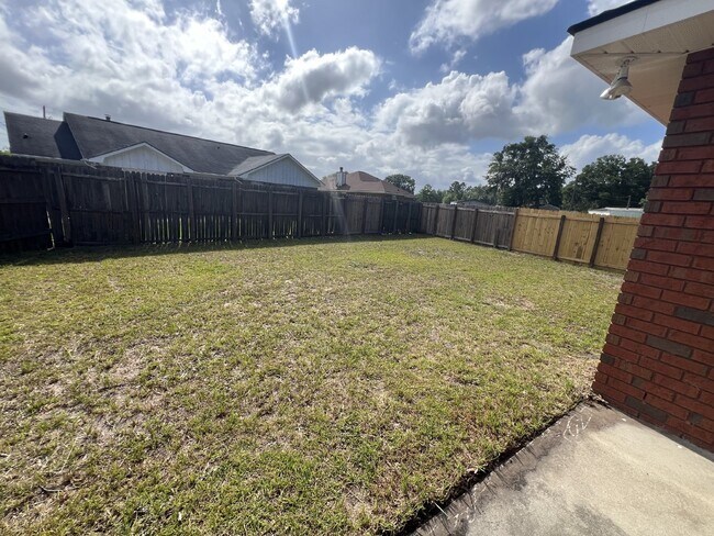 Building Photo - Home for Rent