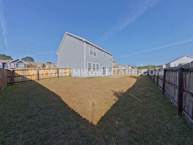 Building Photo - Spacious 4-Bedroom Home in South Crestview...