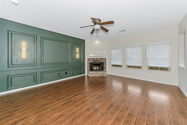 Building Photo - 1020 Breeders Cup Dr