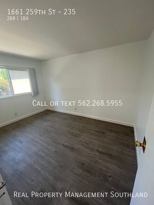 Building Photo - 2 Bed/ 1 Bath Apartment in Harbor City For...