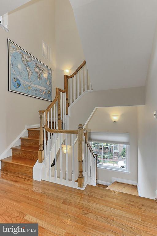 Building Photo - 43780 Ballybunion Terrace