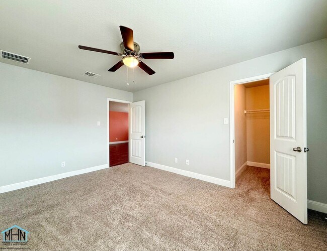 Building Photo - 9858 Red Iron Creek
