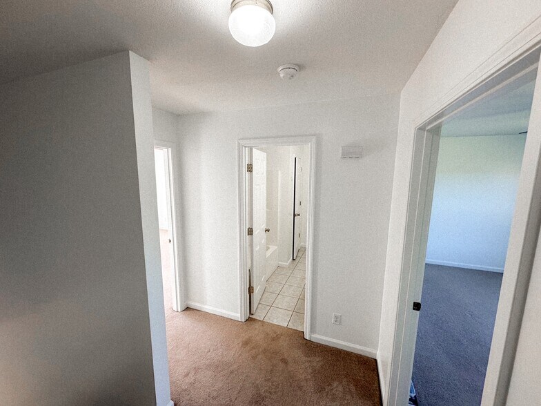 Building Photo - 174 Boswell Cir