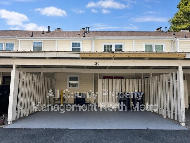 Building Photo - 130 Holcomb Ferry Rd