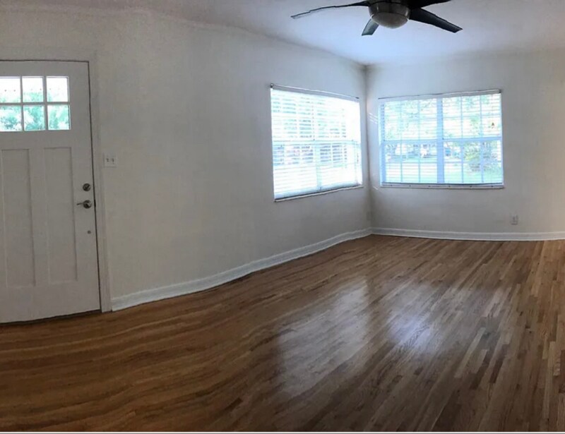 Building Photo - 4302 W Santiago St