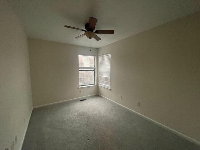 Building Photo - Kempsville Lake