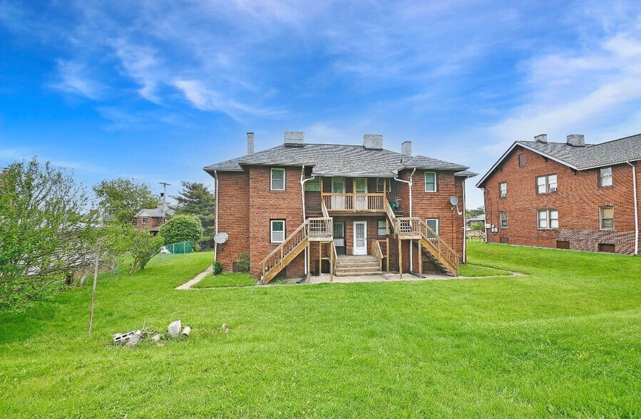 Building Photo - 1037 N 6th St