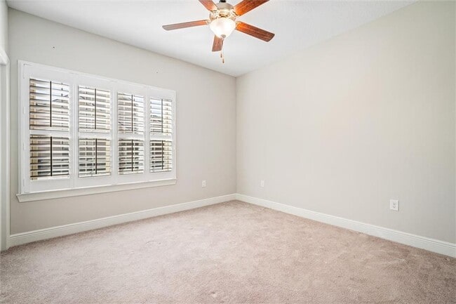 Building Photo - 1203 Holmes Ave