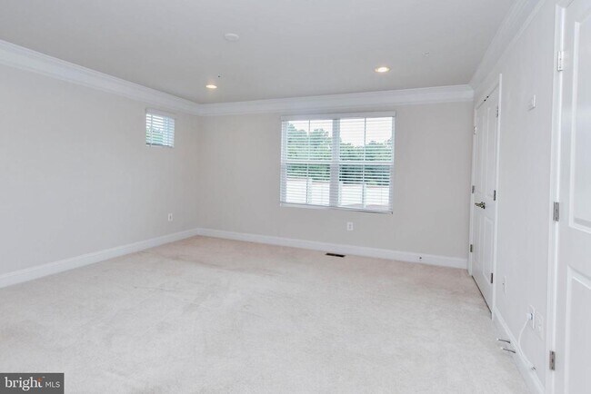 Building Photo - 7102 Druce Way