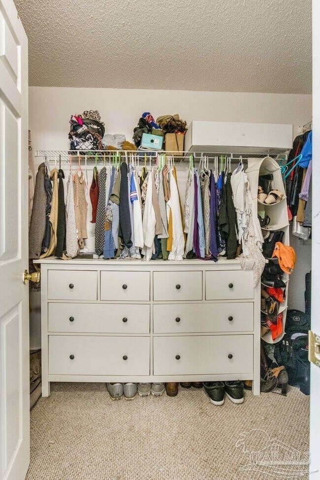 Building Photo - 5217 Choctaw Ave