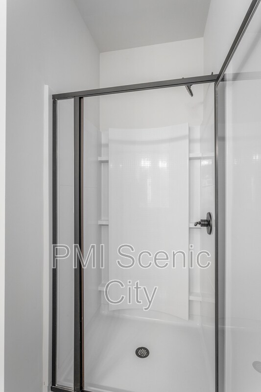 Building Photo - 9437 Cavalier Wy