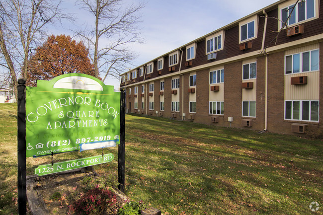 Primary Photo - Governor Boon Square Apartments