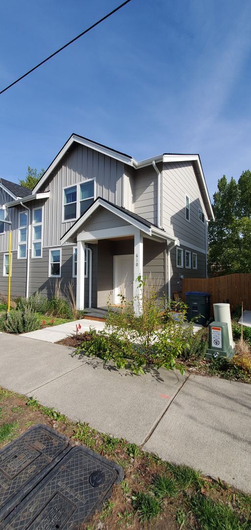 Building Photo - Modern 3-Bedroom Home in Bellingham!