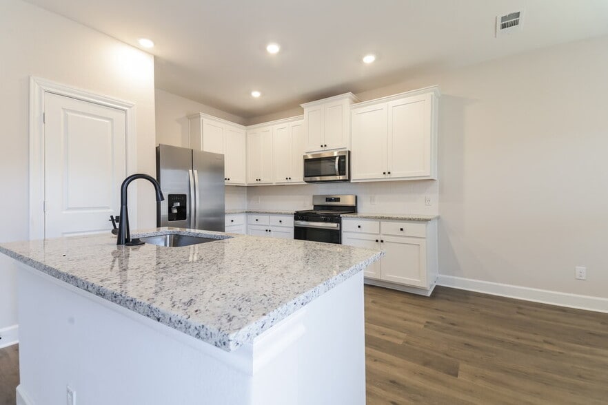 Building Photo - 1115 Windermere Wy