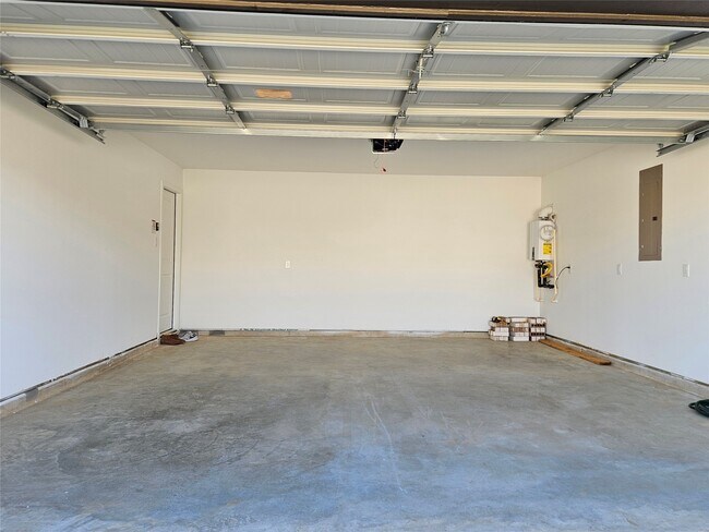 Building Photo - 3132 Sunset Glory Dr