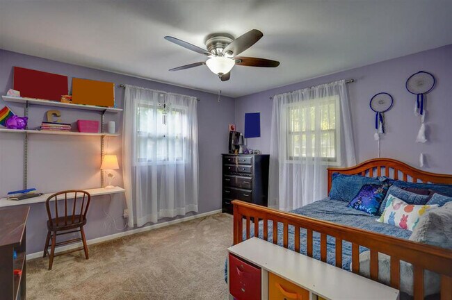 Building Photo - 5519 Leanne Ln