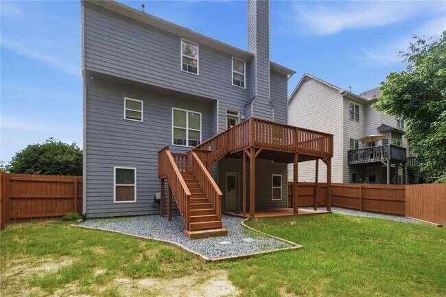Building Photo - 518 S Fortune Way