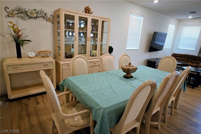 Building Photo - 7511 Mojave Wind Ave