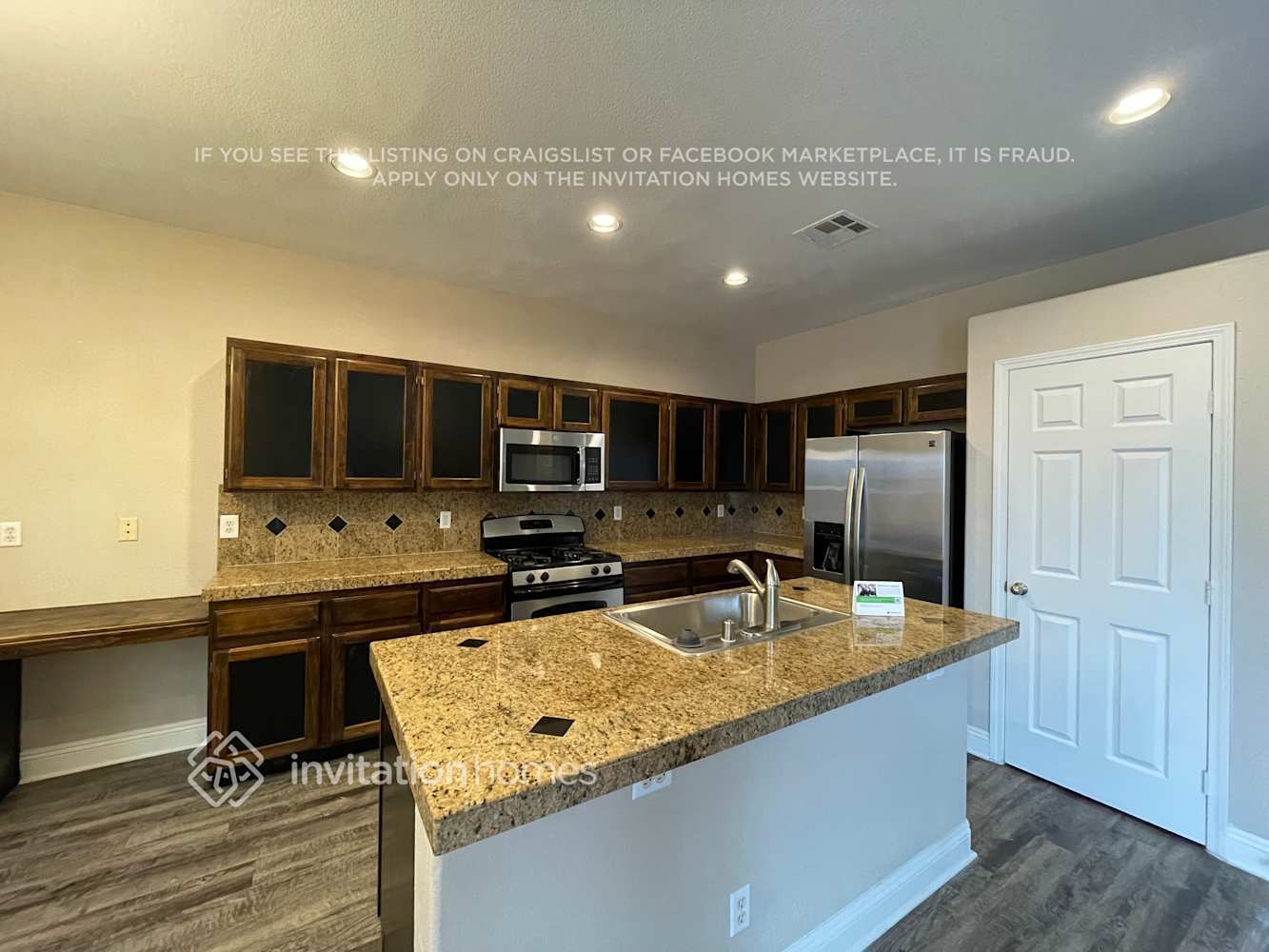 Building Photo - 5201 Wapiti Point Ct