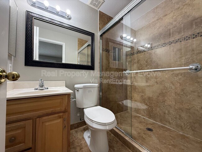 Building Photo - 455 S Mesa Dr