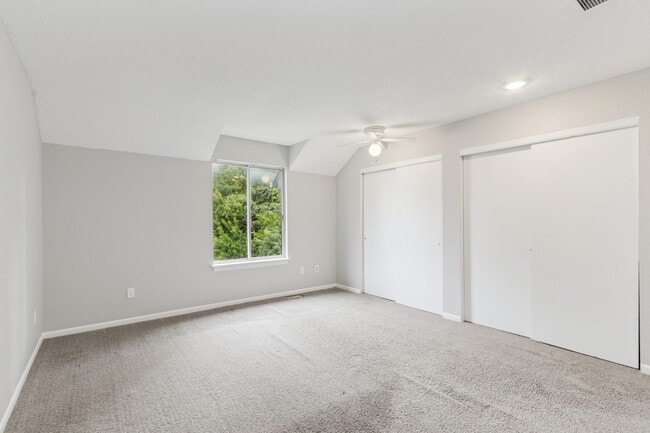 Building Photo - 8929 Hauser St
