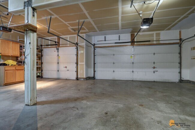 Building Photo - 12761 Rivulet Cir