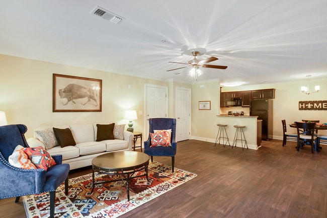 Building Photo - Experience the best of apartment living at City Heights Denham Springs.