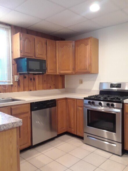 Kitchen with New Stainless Steel Appliances - 17 Blake Ave