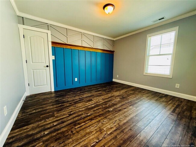 Building Photo - 848 Bellingham Way