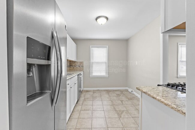 Building Photo - 14489 Agnes St