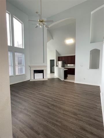 Building Photo - 513 Hickory Dr