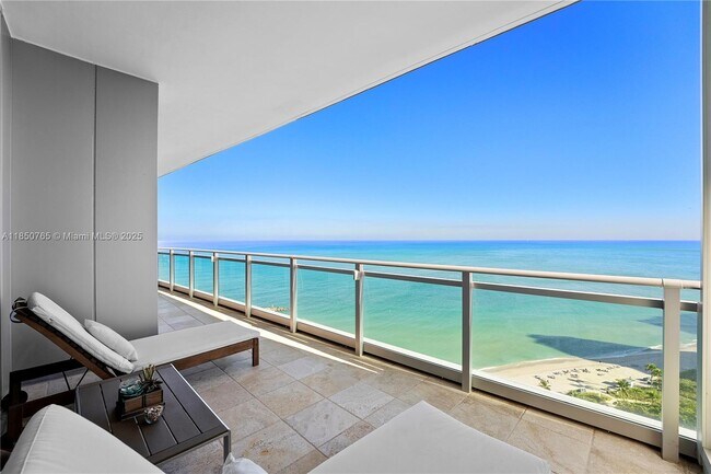 Building Photo - 10295 Collins Ave