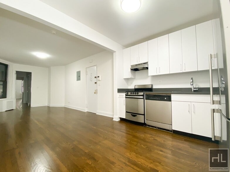 Primary Photo - EAST 89TH STREET
